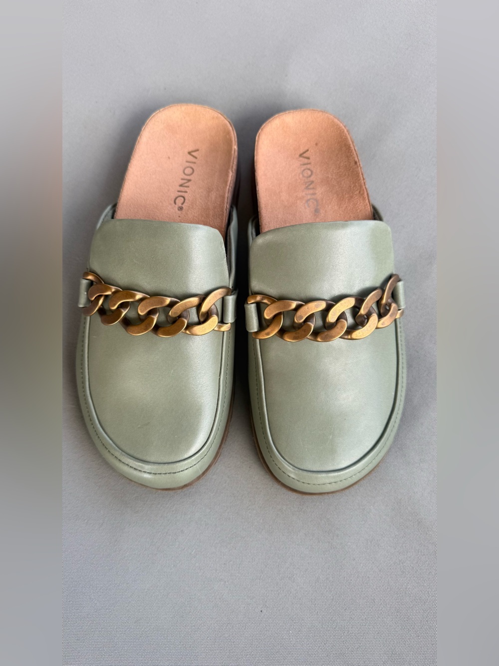 Vionic Georgie Leather Mule Clogs Sage Green Chain Comfort Slip On US 6 New